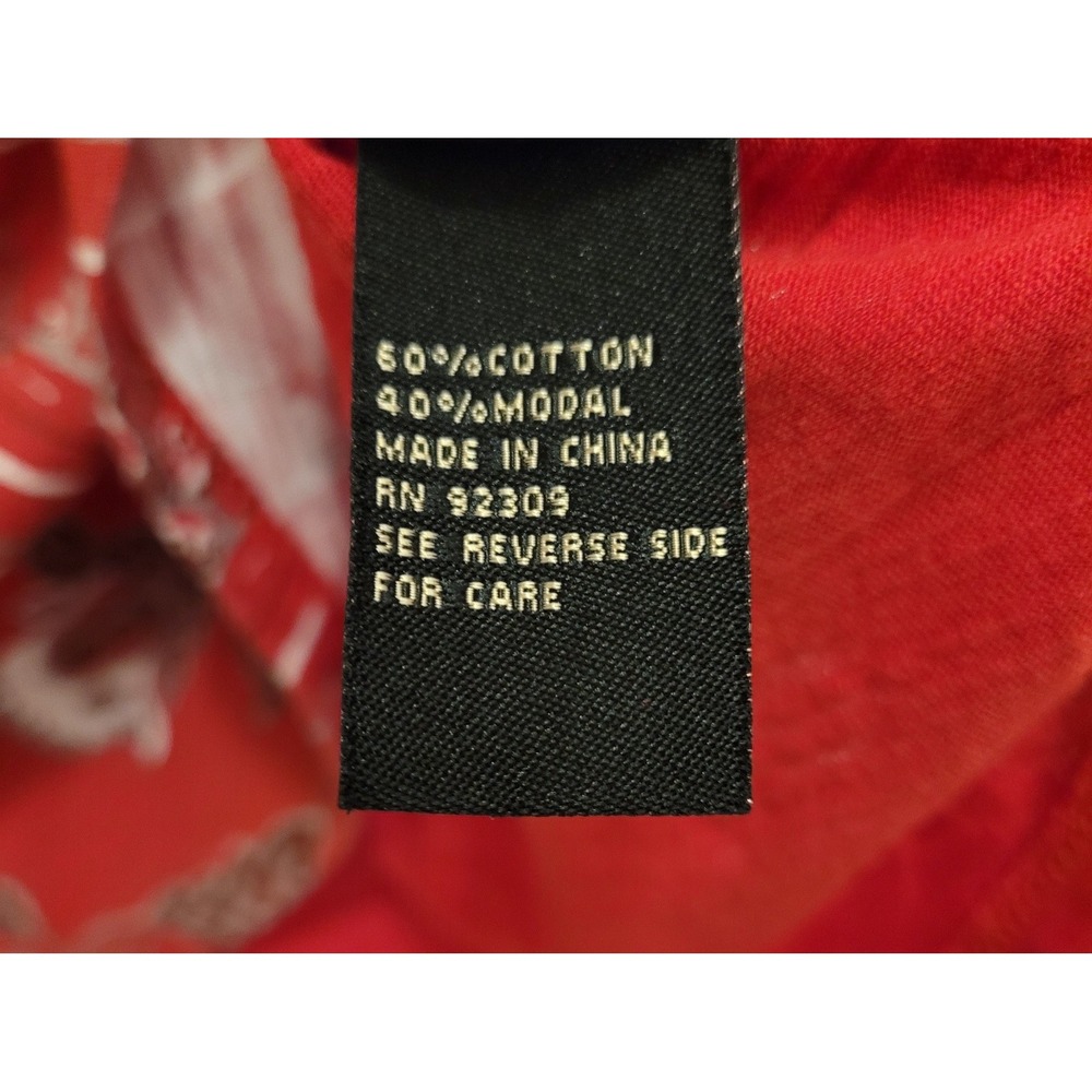 dg2 diane gilman xs Red Short Sleeve top Abstract Design. 60% Cotton 40% Modal - Picture 4 of 5